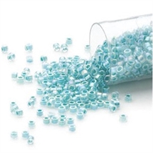 Seed beads, Delica 11/0 regnbue aqua 7,5 gram. DB0079V