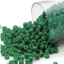 Seed beads, Delica 11/0 grøn 7,5 gram. DB0656V