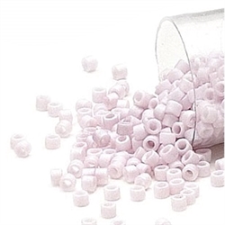 Seed beads, Delica 11/0 mat lyserød 7,5 gram. DB1524V